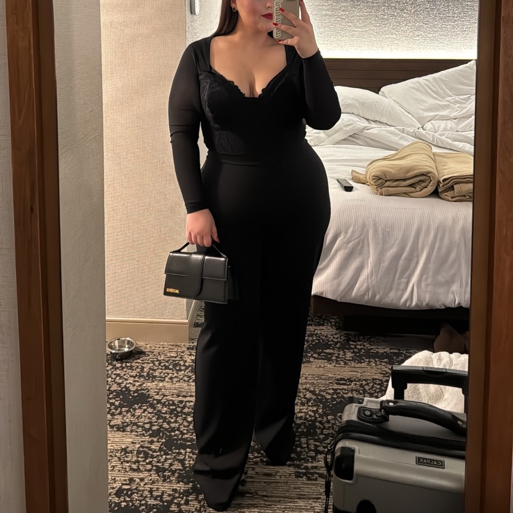 Fashion Nova Elegant Black Long Sleeve Jumpsuit